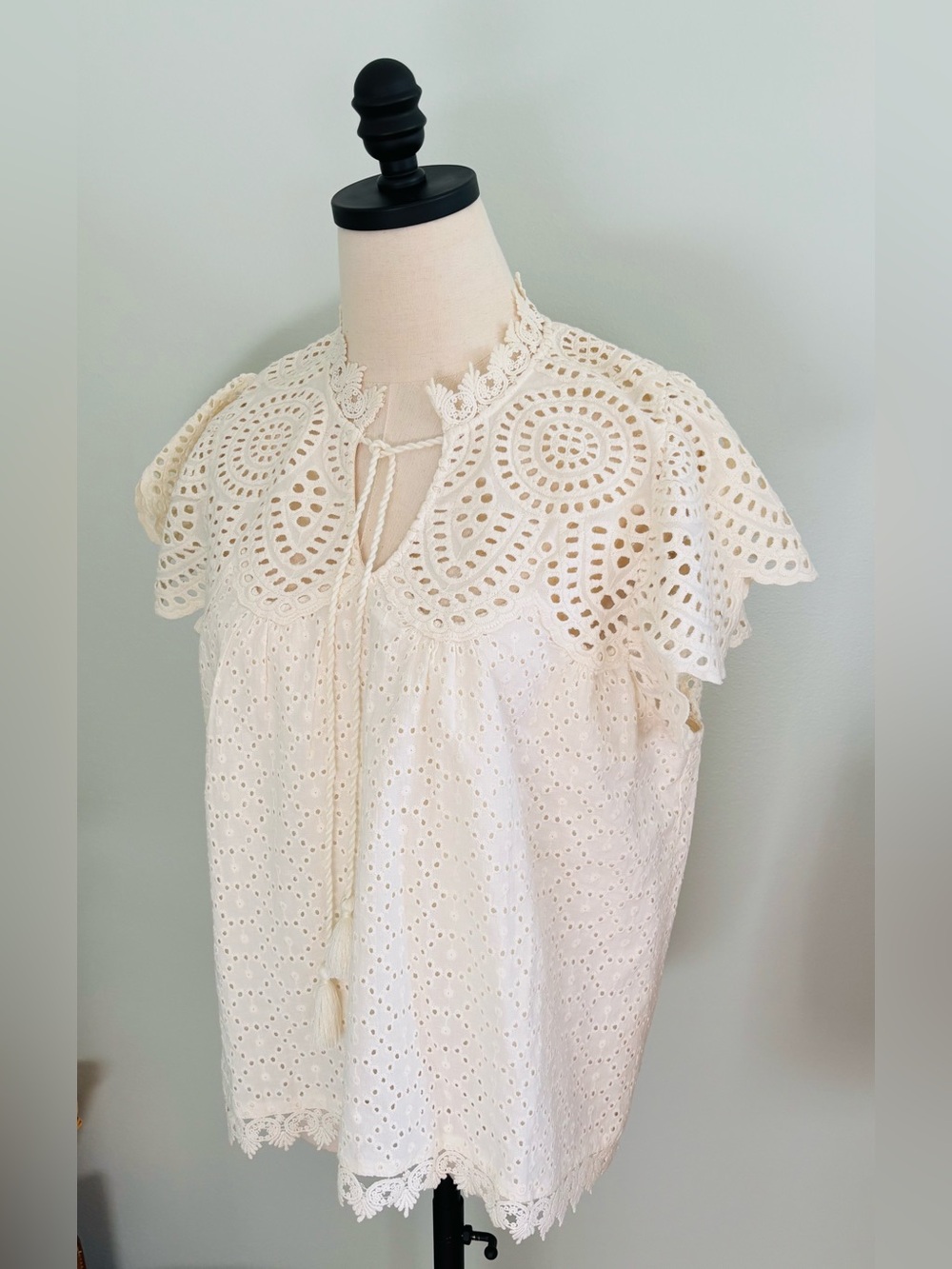 Pretty Eyelet Flutter Sleeve 100% Cotton Top